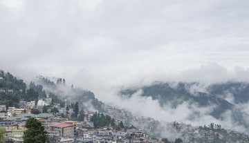 Darjeeling_view_from_Chowrasta.jpg
