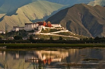 Lhasa to Everest Base Camp Trek