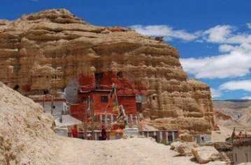 Upper Mustang Trek