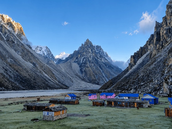 Kanchenjunga Trekking in Nepal