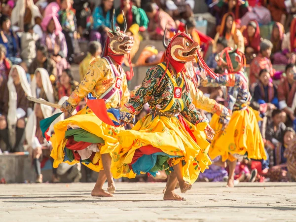 Bhutan Tour with Tsjechu Festival