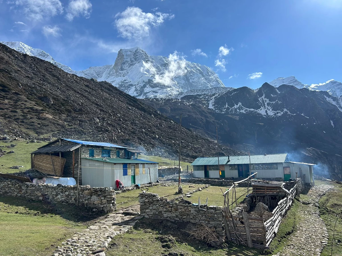 Makalu Base Camp Trek - 18 Days