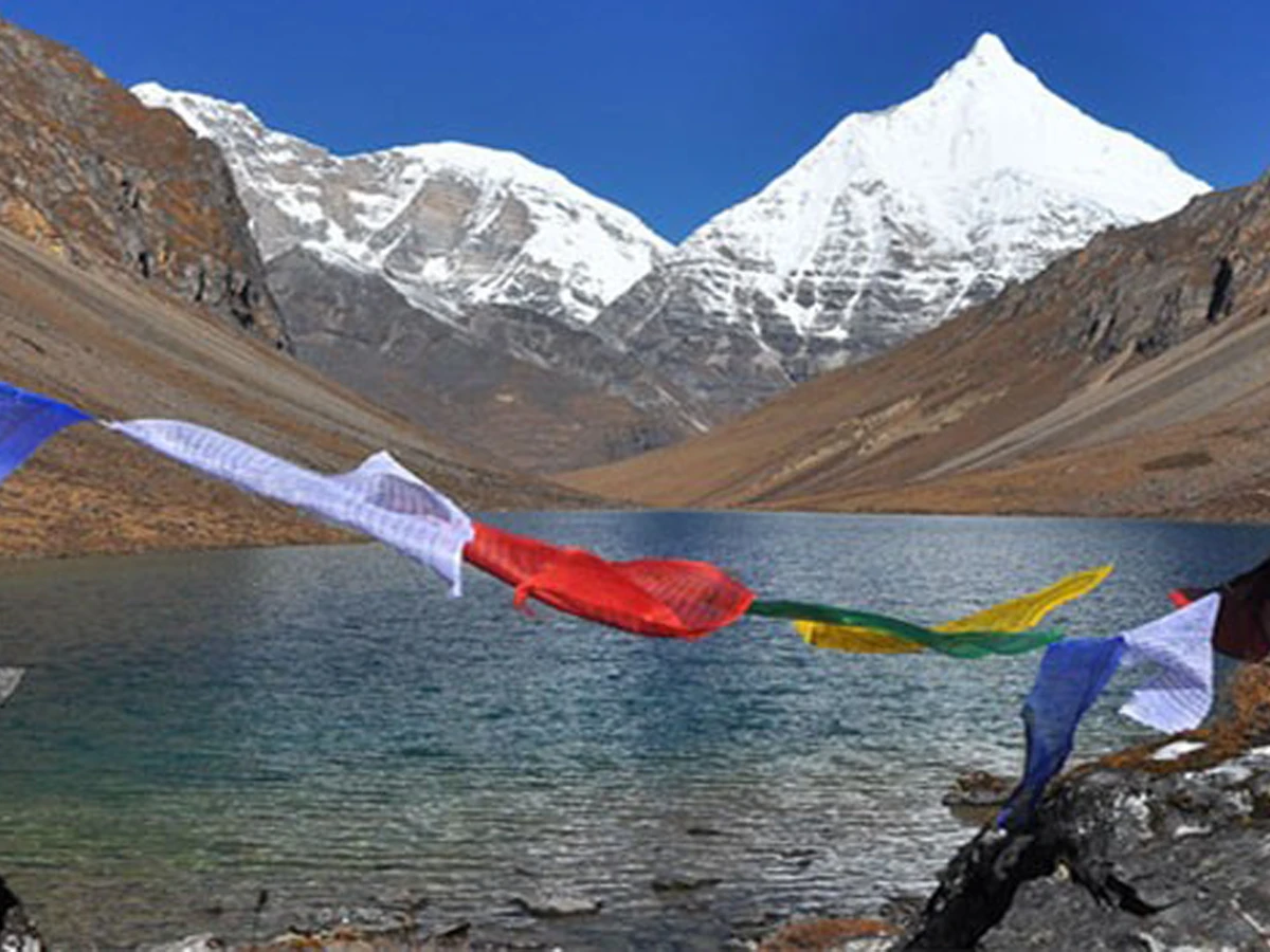 Bhutan Chomolhari Base Camp Trek