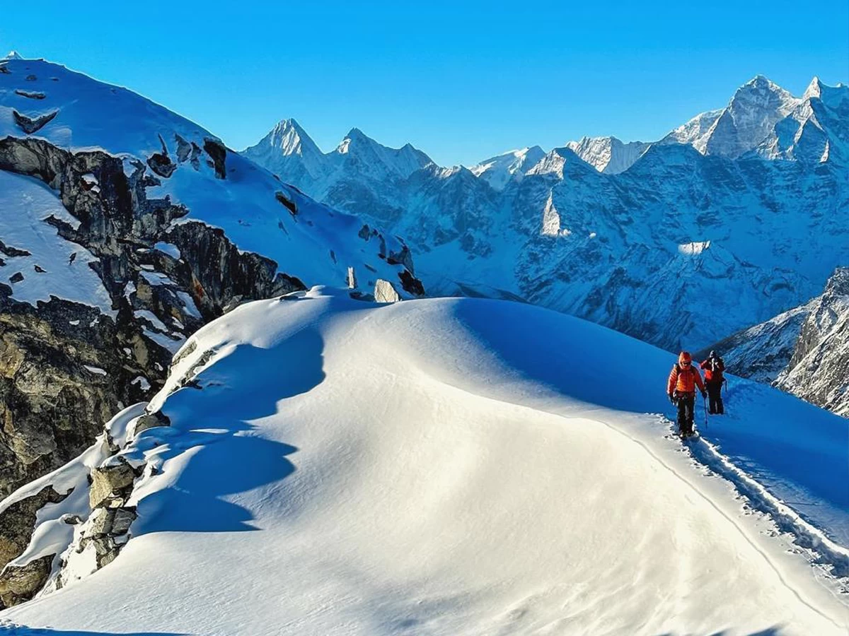 Mera Peak Climbing from Lukla - 16 Days