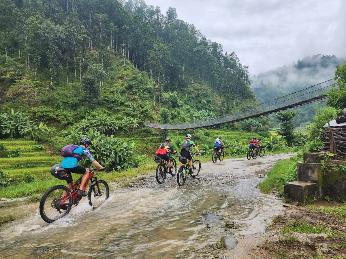 Kathmandu to Pokhara Biking Tour