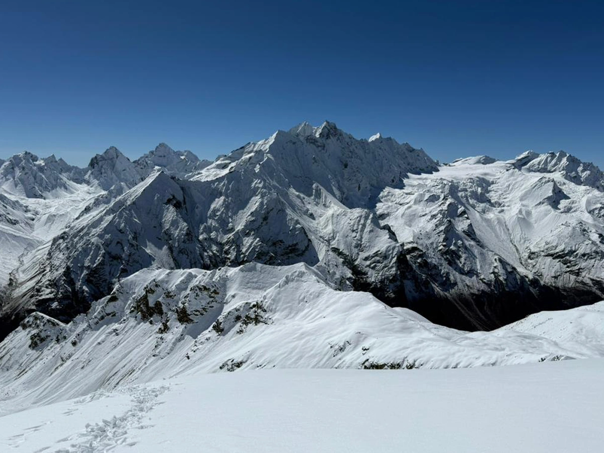 Yala Peak Climbing - 14 Days