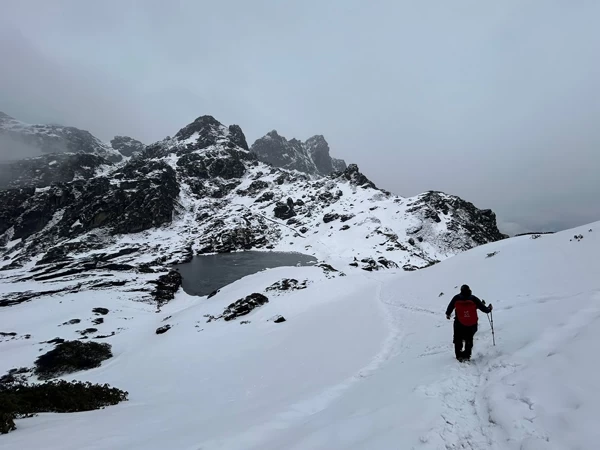  Hipton A Ass 1 Akalu Trek 