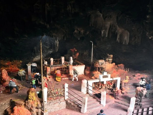 Halesi Buddhist Tour