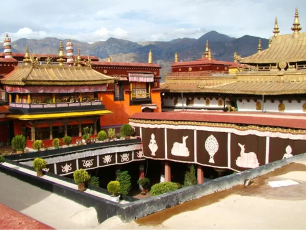 Jokang Temple 4