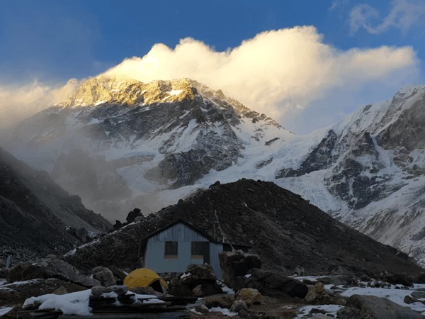 Nepal Makalu Base Camp Trek In Himalayas