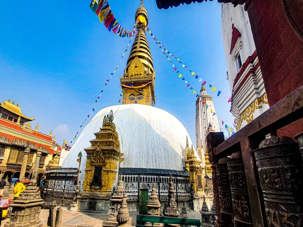 5.-monkey-temple---swoyambhu