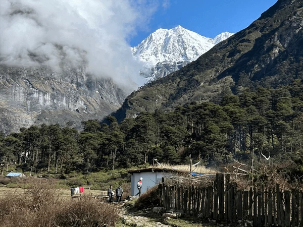 trek-in-makalu