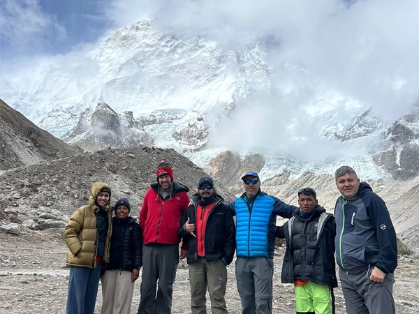 Makalu Base Camp Trek - 18 Days